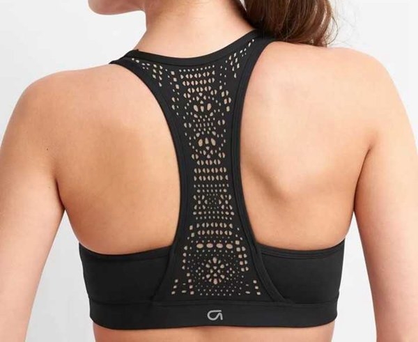 Energetic exercise starts with a laser-cut gym suit!